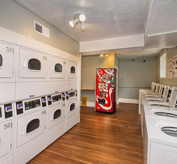laundry view at Barrel Oaks Apartments, located in Lexington, KY